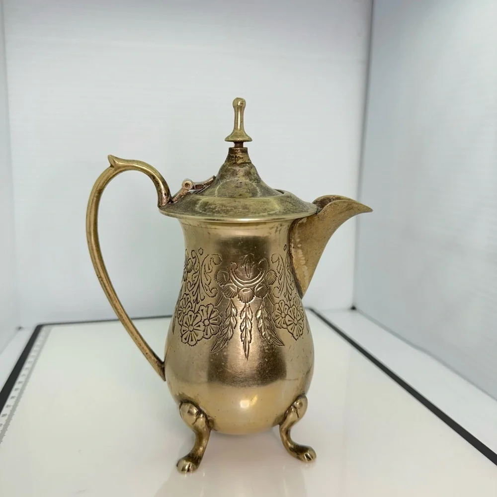 Elegant Silver Tone Teapot with Floral Design - Picture 1 of 4